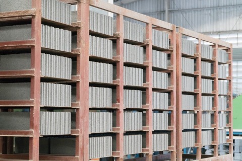 อิฐบล็อกก่อผนัง